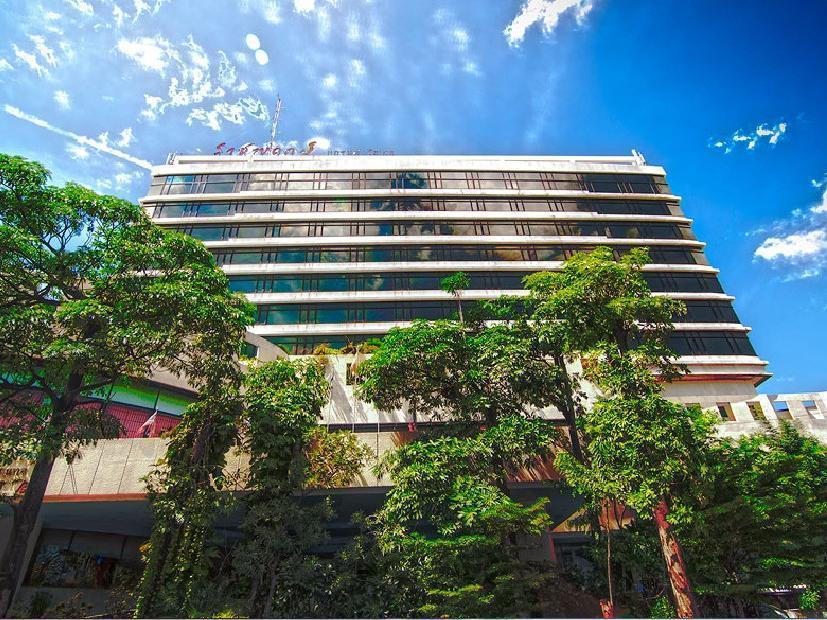 Rachaphruk Grand Hotel นครราชสีมา ภายนอก รูปภาพ